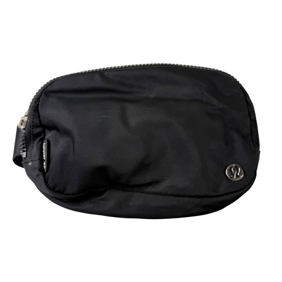 lululemon athletica Handbags - Lululemon Black Travel Crossbody Belt Bag One Size